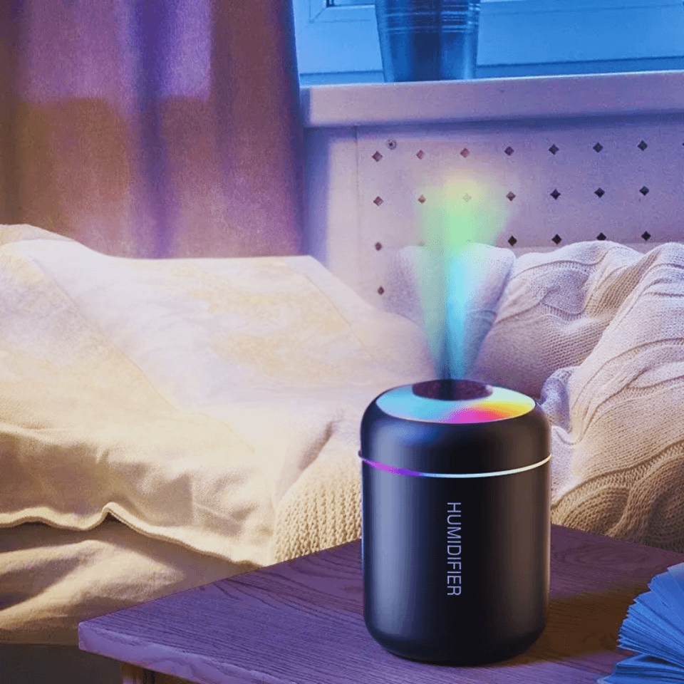 Mini dyfuzor zapachowy 180 ml na USB. Kompaktowy, prosty w obsłudze, do domu, biura i samochodu; sprawdzi się także jako prezent.